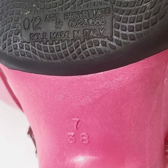 VINTAGE Jelly Boomerang Strappy Heels - Picture 8 of 8